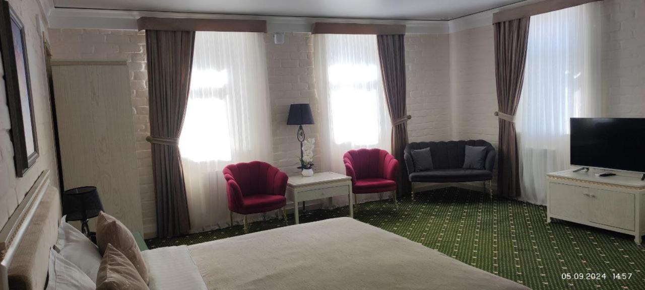 Bek Plus Hotel Takchilik Kültér fotó
